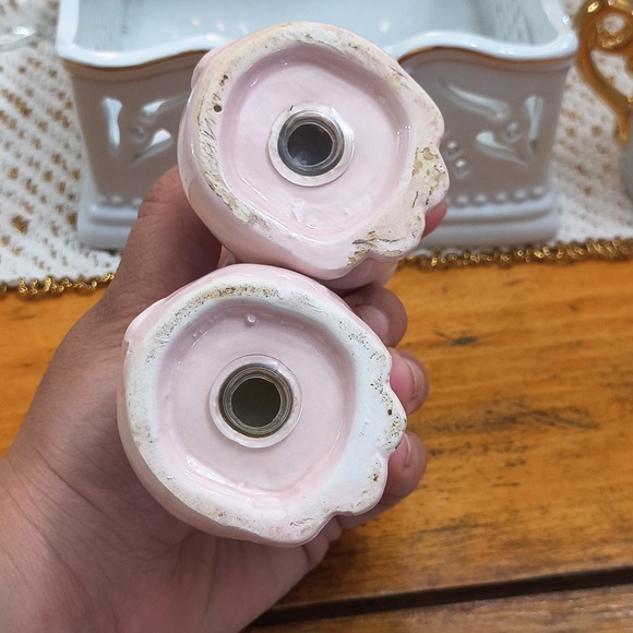 Vintage Charming Pink Pig Salt and Pepper Shakers Cottagecore Farm - Picture 8 of 8